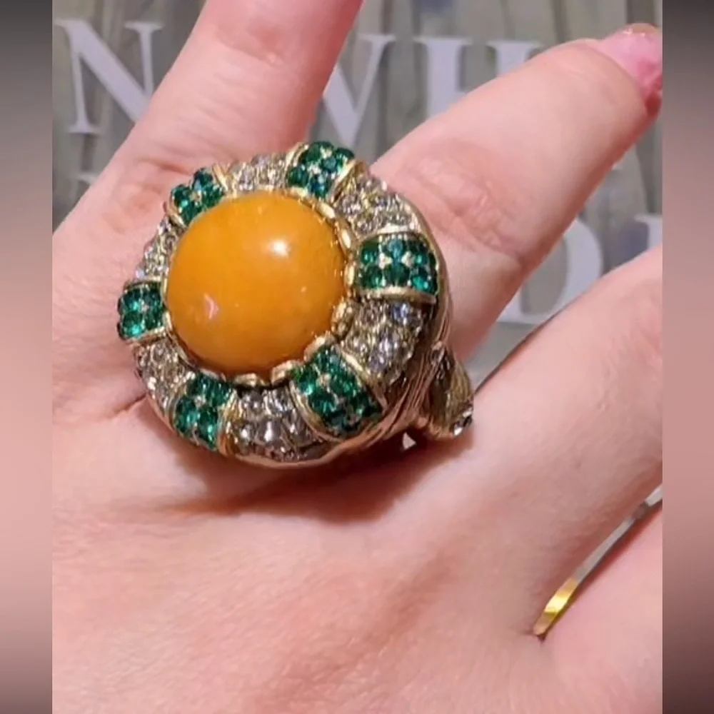 Anthropolgie Cabochon Ring Bold Amber Center Emerald & Diamond Timeless Elegance